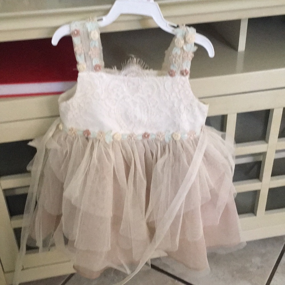 Girls’ Dress